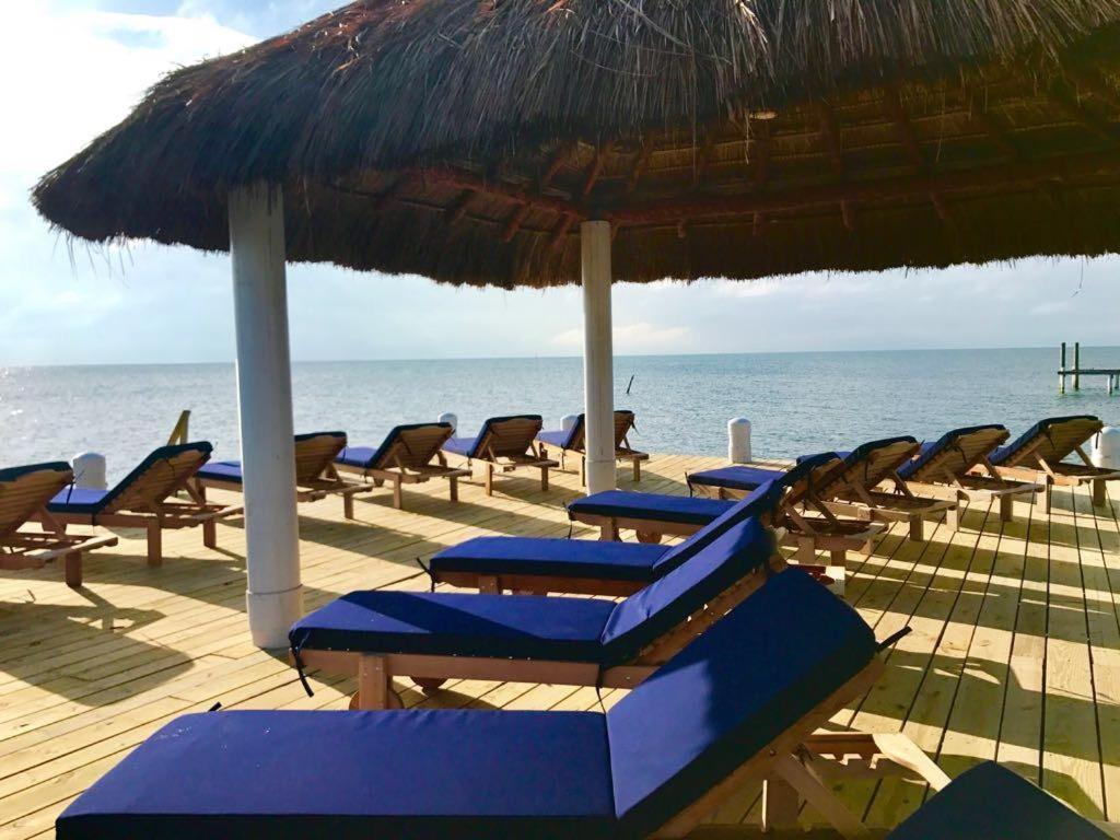 Velento Oceanfront #2 Villa Caye Caulker Exterior photo