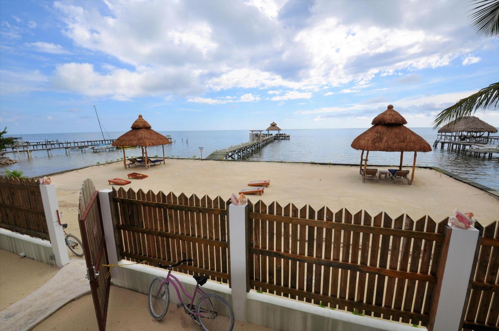 Velento Oceanfront #2 Villa Caye Caulker Exterior photo